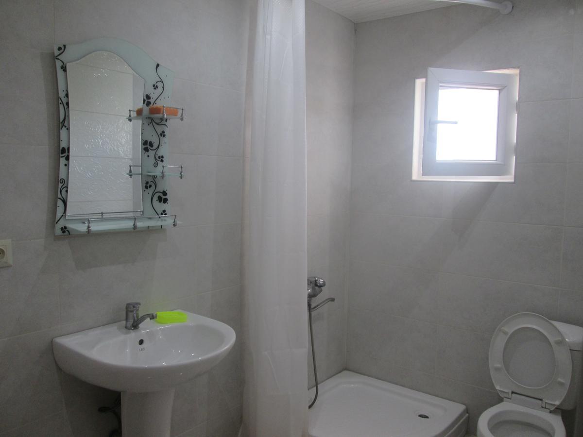 Lily Pearls Inn Kobuleti Exterior foto